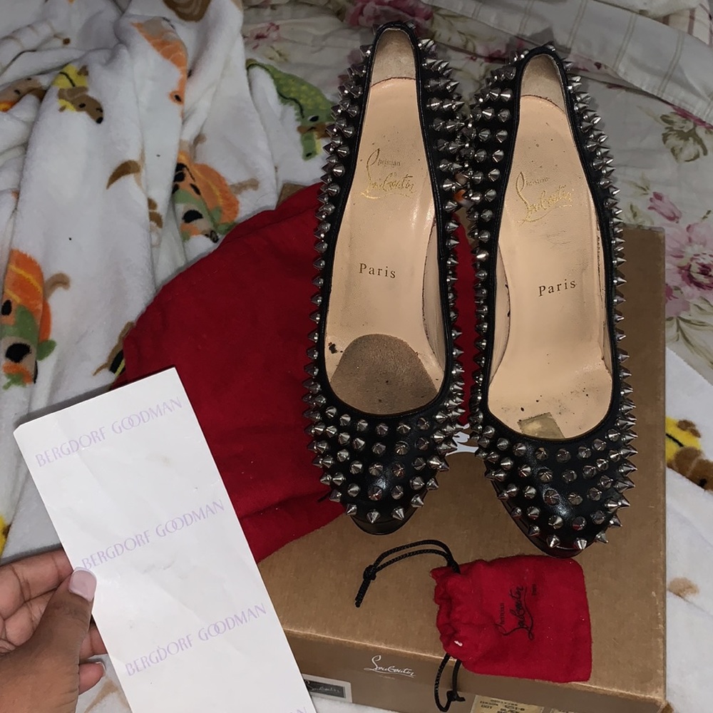 CHRISTIAN LOUBOUTIN SIZE 38
